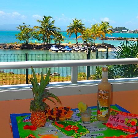 Appartement Bord De Mer Tres Fonctionnel , Sur La Plage & Vue Mer Exceptionnelle Le Gosier Kültér fotó
