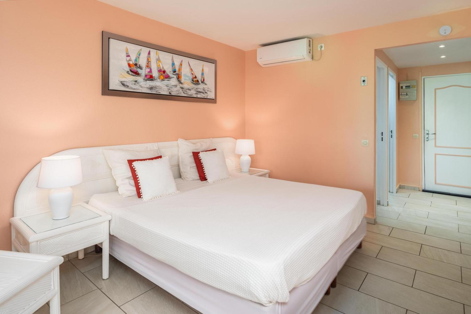 Appartement Bord De Mer Tres Fonctionnel , Sur La Plage & Vue Mer Exceptionnelle Le Gosier Kültér fotó